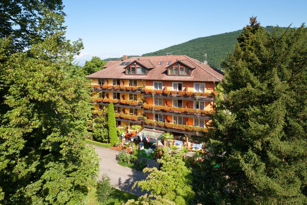 Art-Hotel Am Park Badenweiler Buitenkant foto
